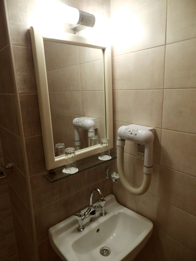 Bathroom, Asteri Metsovo, Epirus