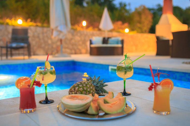 Food & Drinks 5, Hedera Estate, Villa Hedera VII, Pojezerje