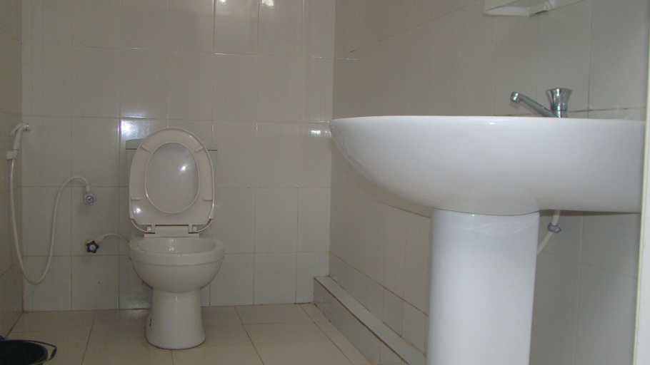 Bathroom 3, Kumari Resort, Thamankaduwa