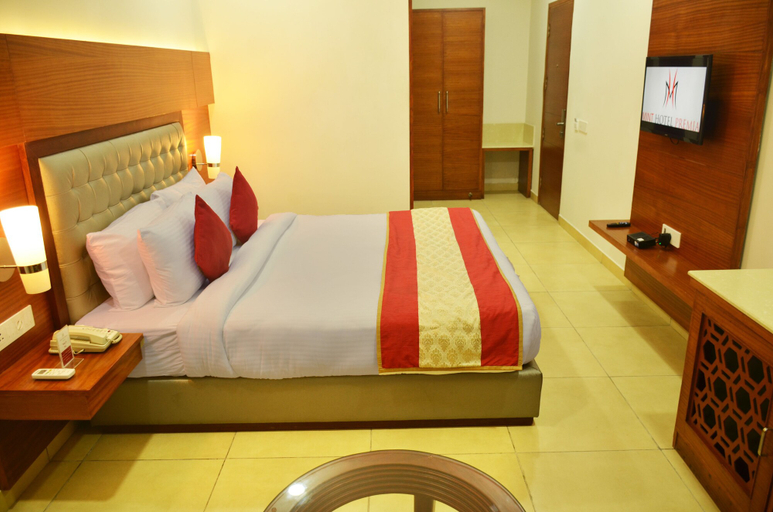 Bedroom 2, Mint Hotel Premia, Sahibzada Ajit Singh Nagar