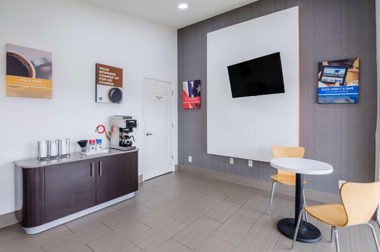 Public Area 3, Motel 6 Troutville, VA, Botetourt