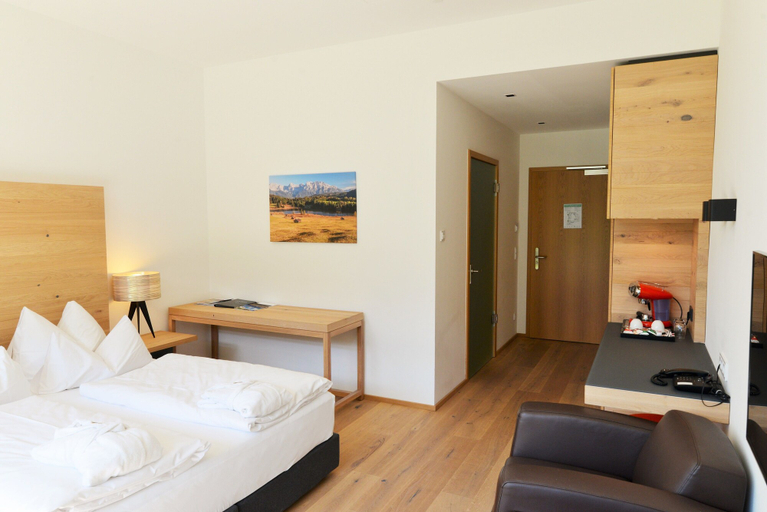 Bedroom 3, Das Graseck - mountain hideaway & health care, Garmisch-Partenkirchen