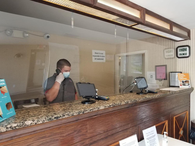 Public Area 2, Motel 6 Morgantown, WV, Monongalia