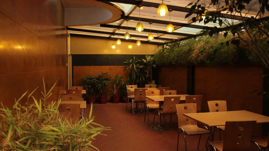 Food & Drinks 5, Hotel Trinity Suites, Bangalore