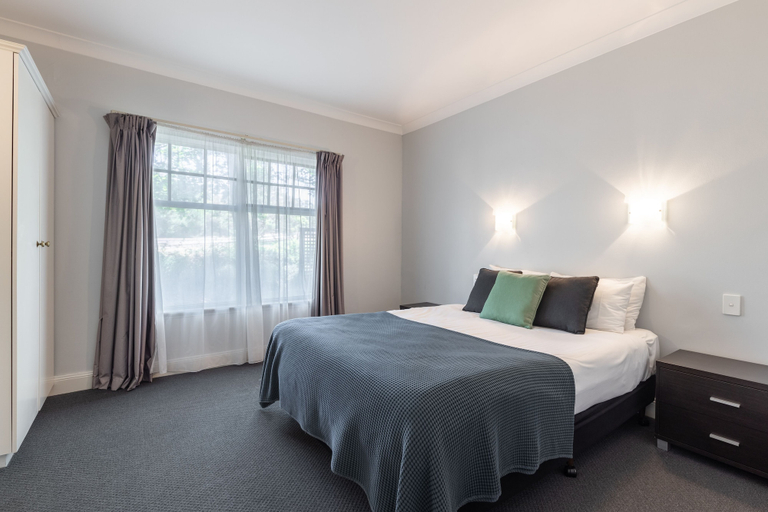 Bedroom 3, St Francis Winery, Adelaide