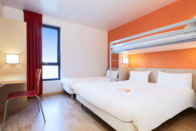 Bedroom 4, Hôtel Première Classe Thionville, Moselle