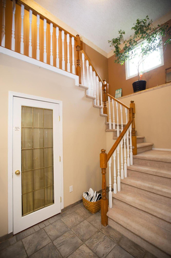 Public Area 2, Alpenrose Bed And Breakfast Revelstoke, Columbia-Shuswap