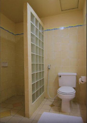 Bathroom, Anda Orange Pier Guesthouse, Phuket Island