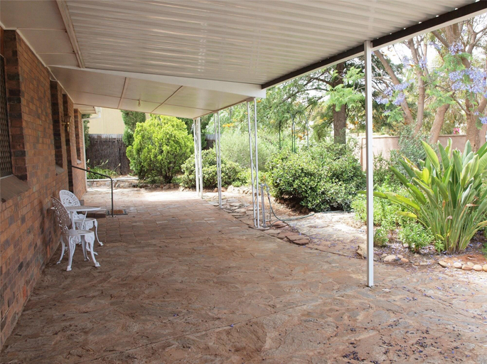 Others 5, Capon Cottage, Broken Hill