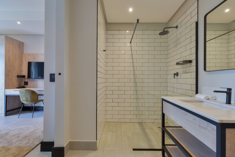Bathroom 5, Hotel Krige, Cape Winelands