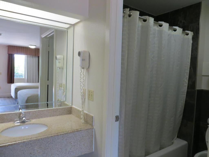Bathroom 3, Palace Inn Wayside, Houston