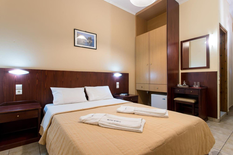 Bedroom 3, Hotel Glaros, Crete