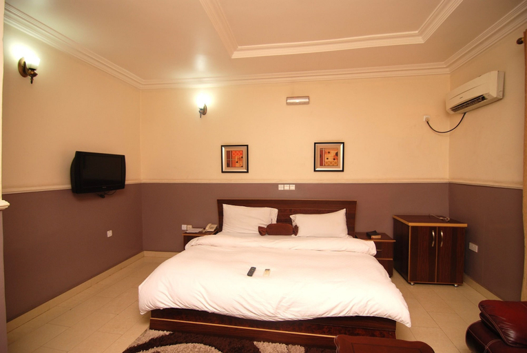 Bedroom 3, Falak Grand Hotel, AbujaMun