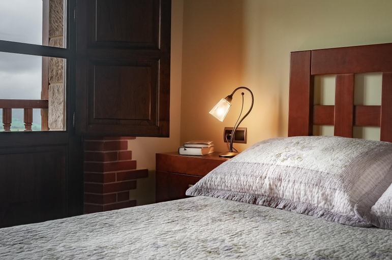 Bedroom, La Casa de Bustantegua, Cantabria