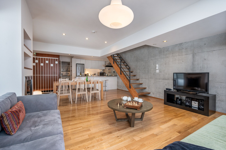 Others 5, Kitanishi 2 by H2 Life, Kutchan
