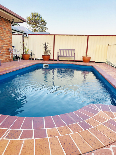 Sport & Beauty 5, Aussie Rest Motel, Cessnock