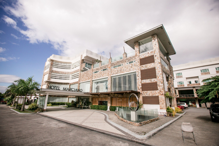 Exterior & Views 2, Hotel Marciano, Calamba City