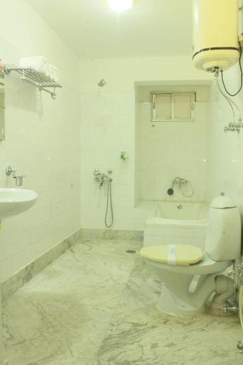 Bathroom, The New Castle Hotel, East Sikkim