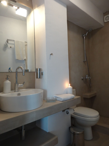Bathroom 4, Aegean Eye Apartments, South Aegean