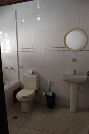 Bathroom 4, Recanto Brumas, Campo Limpo Paulista