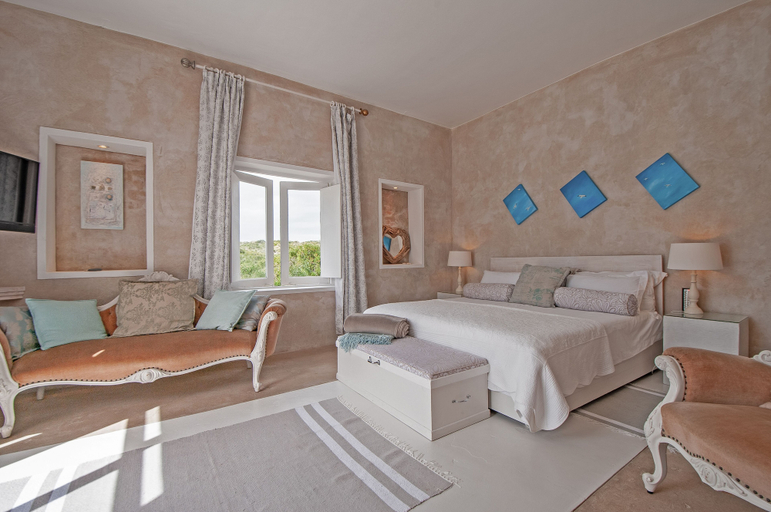 Bedroom 2, Charlotte House, Eden
