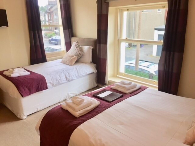 Bedroom 3, Salisbury Guest House, Cumbria