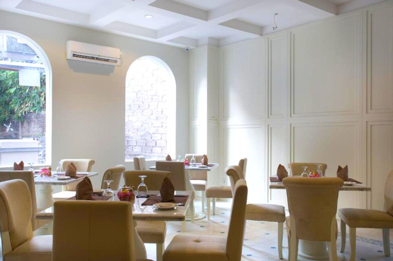 Food & Drinks 4, unique 1 BR Deluxe Room #FR292, Badung