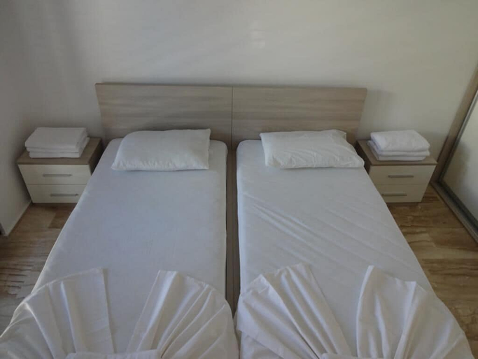 Bedroom 2, Family Apartments Budva