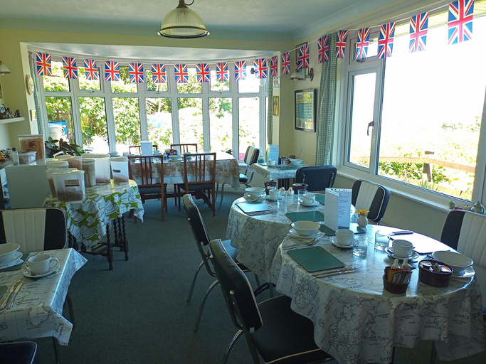 Food & Drinks 5, Gallen-treath Guest House, Cornwall