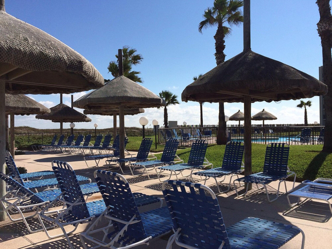 Food & Drinks 5, Signature Condos South Padre Island, Cameron
