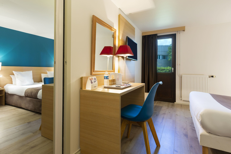 Bedroom 4, Comfort Hotel Pithiviers, Loiret