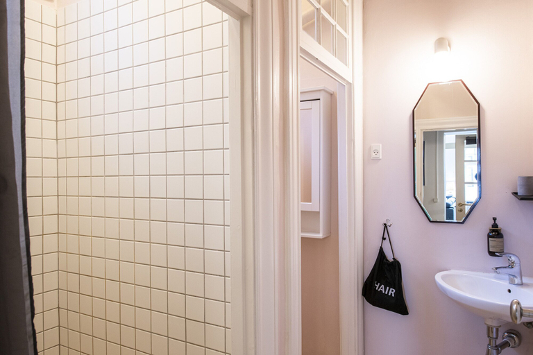 Bathroom 3, Mile 2, Copenhagen