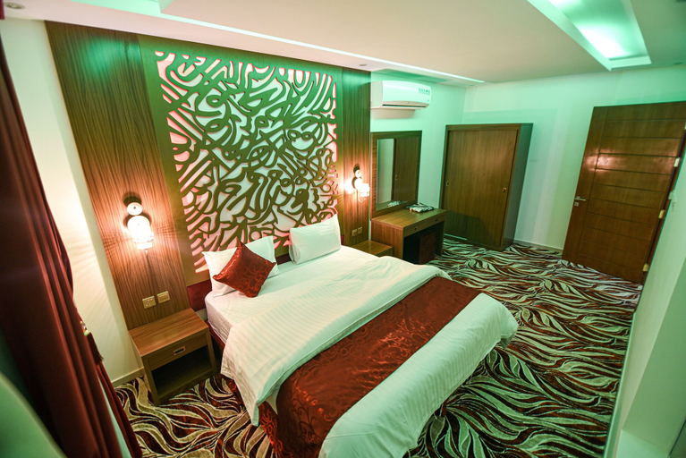 Bedroom 4, Hathi Laylati Serviced Apartments - Al Hamra District, Riyadh