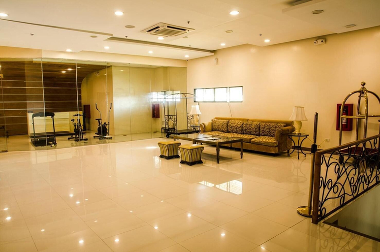 Others 5, Dreamwave Hotel Lemery, Lemery