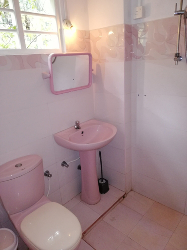Bathroom 5, Abha Villa, Galle Four Gravets