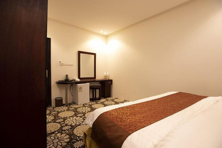 Bedroom 2, Al Muteb Suites Al Qassim