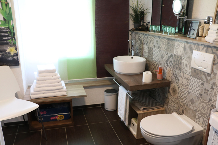 Bathroom, Haus Luitpold, Forchheim