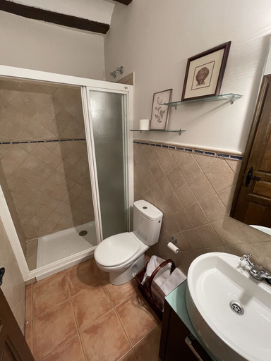Bathroom 3, Casa Rural Hormilla, La Rioja