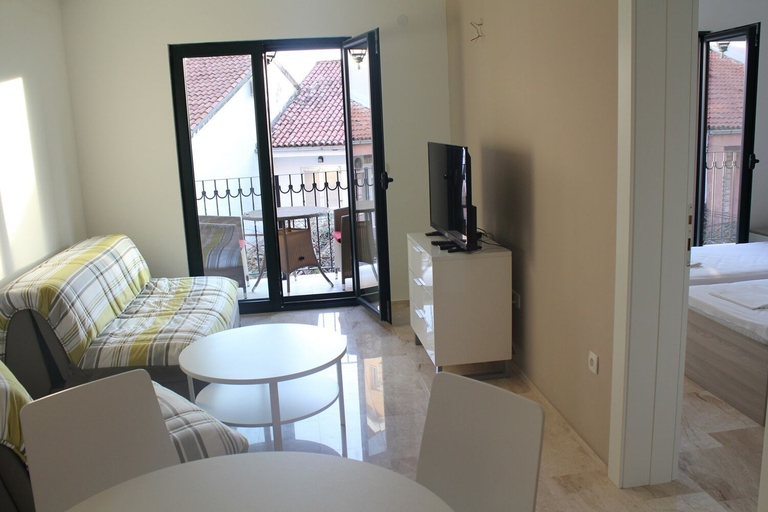 Others 4, Family Apartments Budva