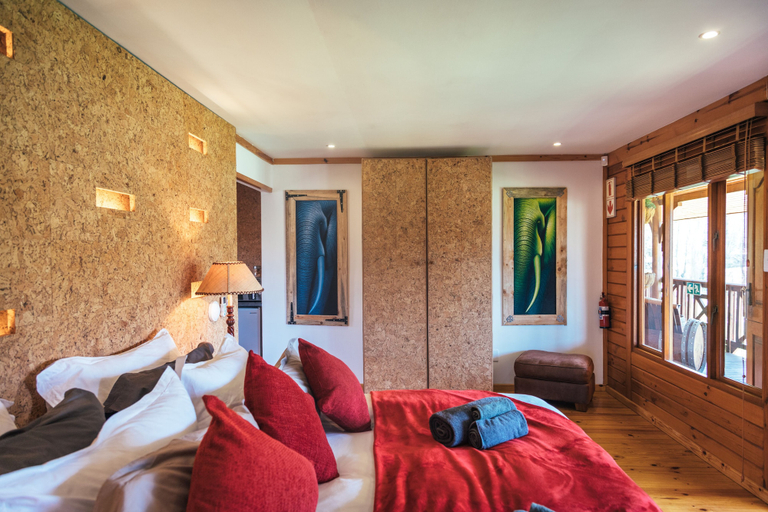 Bedroom 3, The Log Collective, Cape Winelands