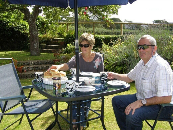 Food & Drinks, Tudor Cottage, Somerset