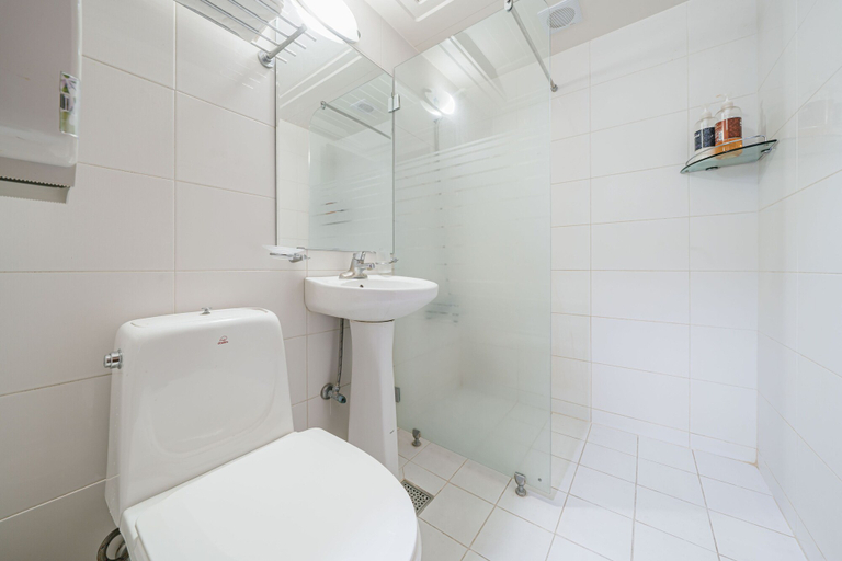 Bathroom 5, Manhattan Hotel, Jeju