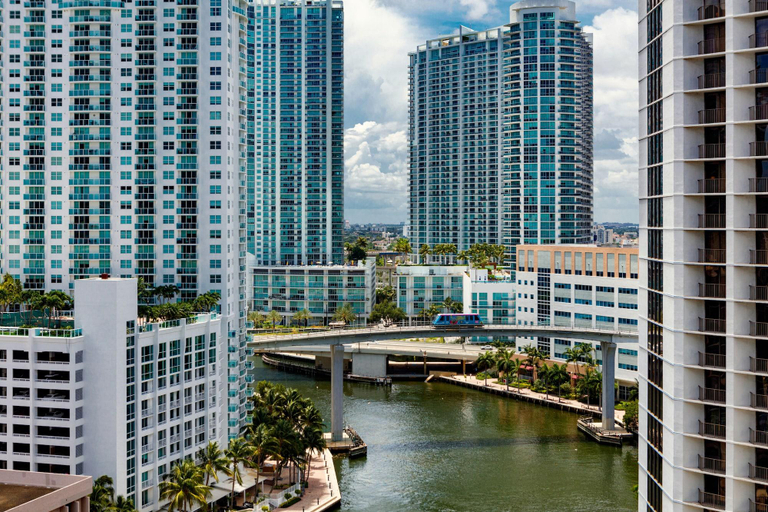 Exterior & Views 2, Kimpton Epic.29 Miami, Miami-Dade