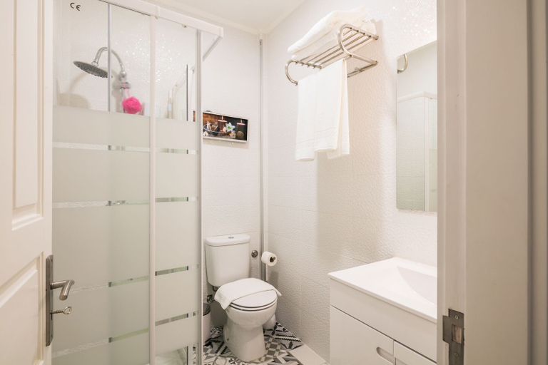 Bathroom, Apartamento A Francos Love Lair 1, Porto