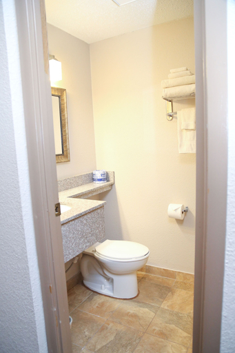 Bathroom 4, The Lodge at Chalk Hill, Fayette