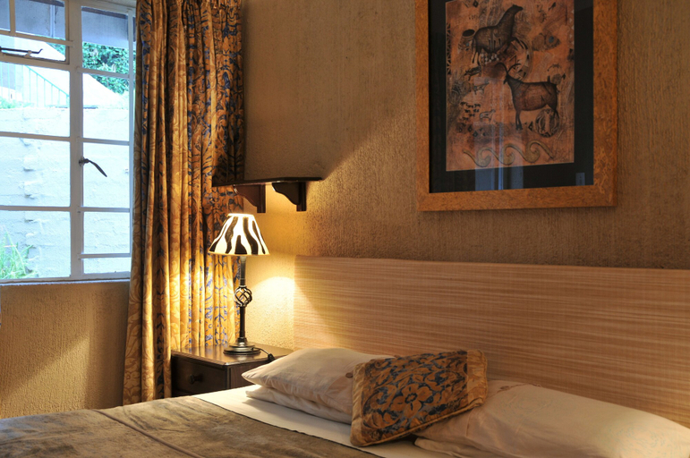 Bedroom 4, Sunset Manor, Ehlanzeni