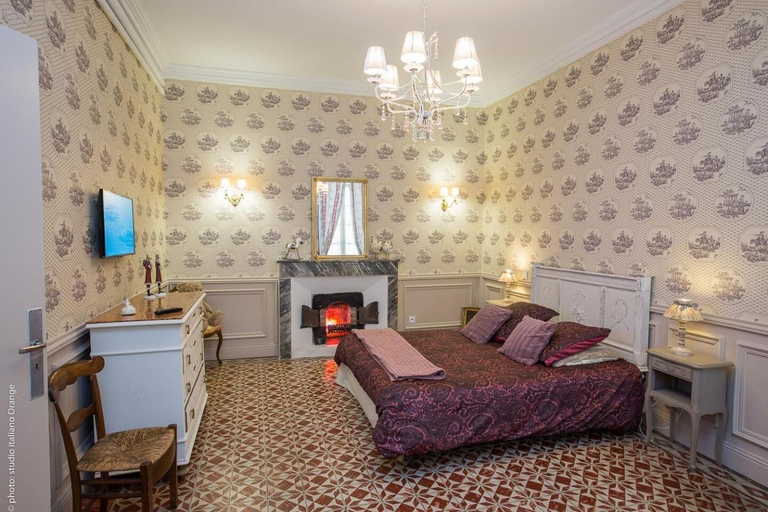 Bedroom 3, La Petite Saunerie, Vaucluse