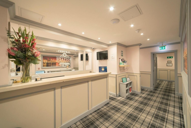 Public Area, Central Station Hotel Liverpool, Sefton
