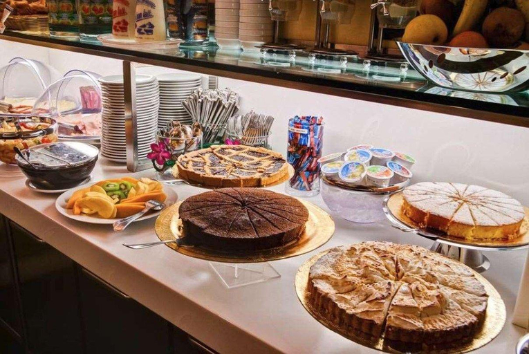 Food & Drinks 4, Crosti Hotel & Residence, Rome