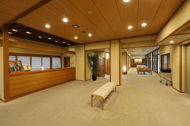 Public Area, Yushuku Seiryuu, Ureshino